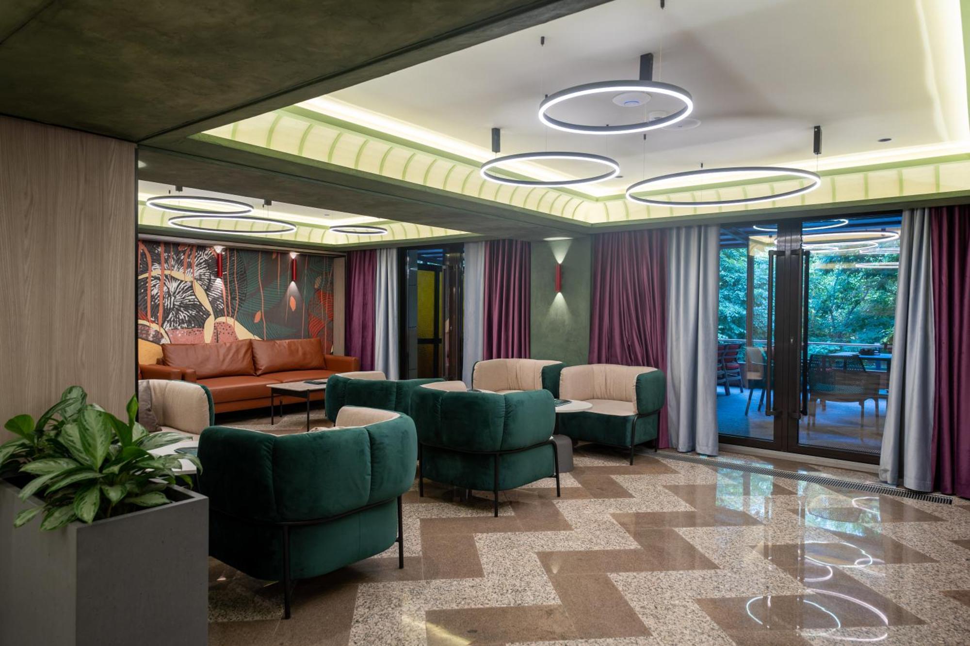 Hotel Kazzhol Almaty Exterior foto