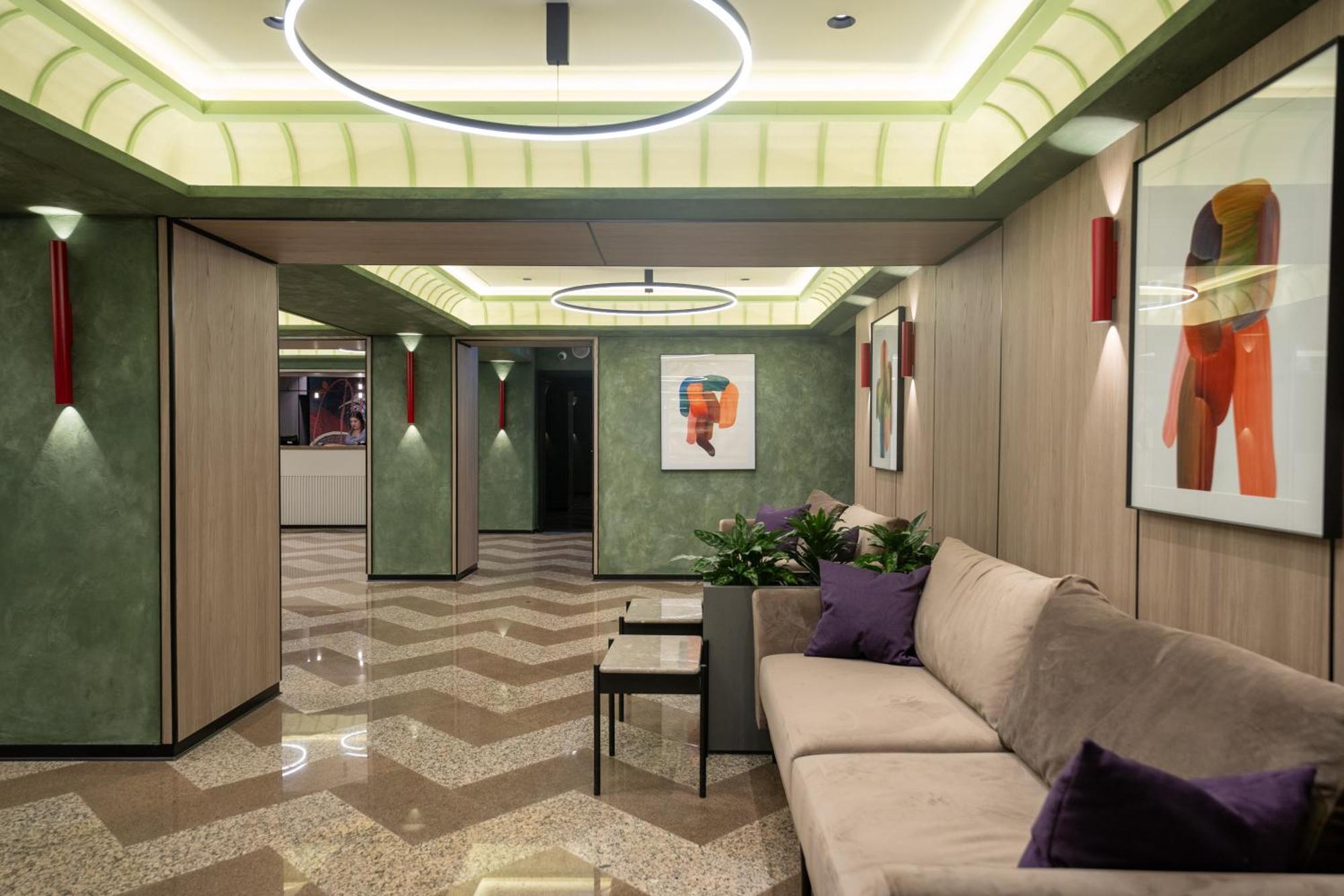Hotel Kazzhol Almaty Exterior foto